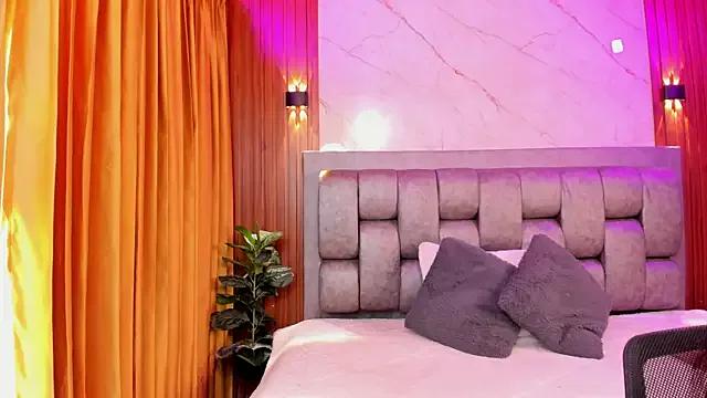 Freechat More_Hott on StripChat