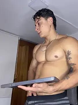 Freechat MR_MUSCLE on StripChat