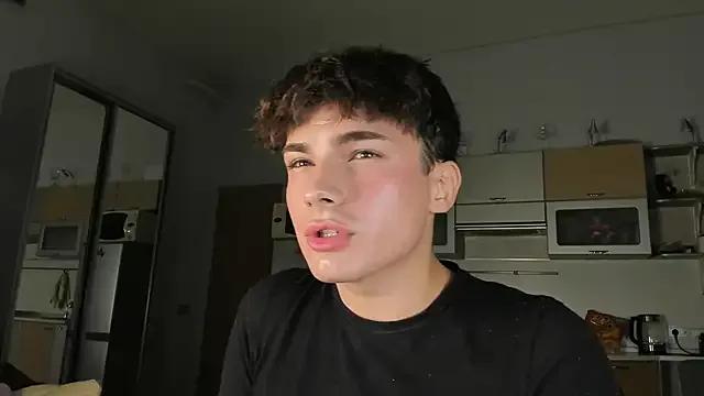 Freechat mystic_evan on StripChat