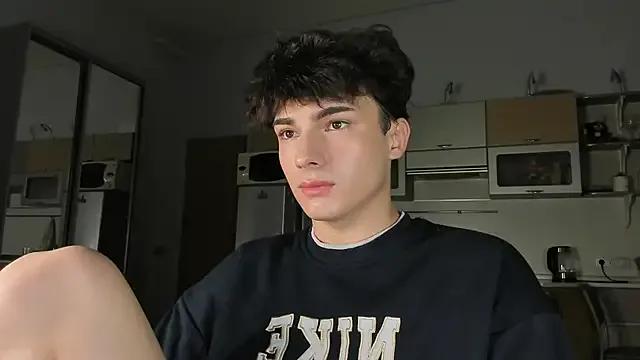 Freechat mystic_evan on StripChat