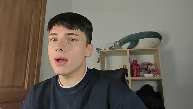 Freechat mystic_evan on StripChat