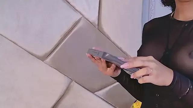 Freechat Nahomi_King on StripChat