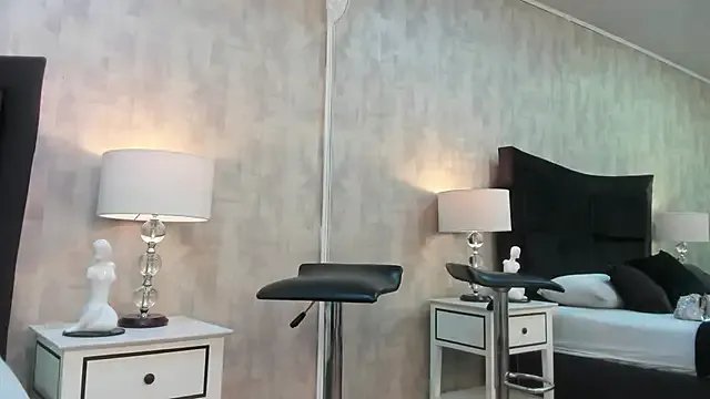 NahomyCarther — Freechat on StripChat