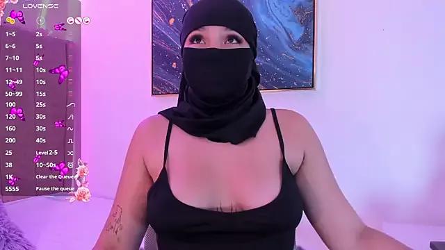 Freechat nashi_ra on StripChat