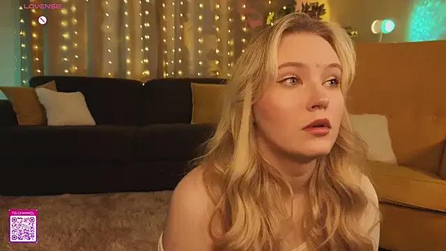 Freechat OraBIood on StripChat