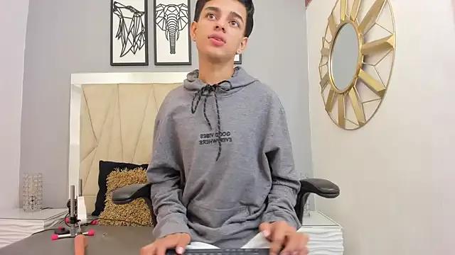 Private owen__johnson on StripChat