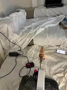 Freechat Ozge-SluttyScream69 on StripChat