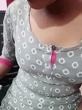 pari_rani7 on StripChat