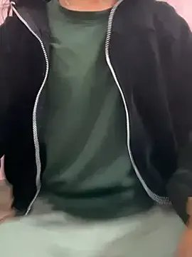 paribaby09 on StripChat