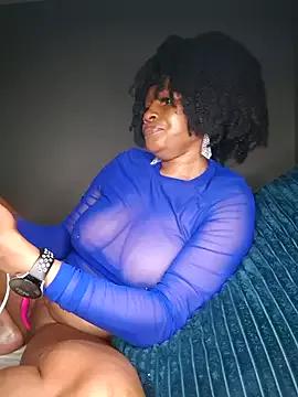 Freechat playgirlmc on StripChat