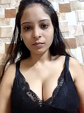 QUEEN-ADITI on StripChat 