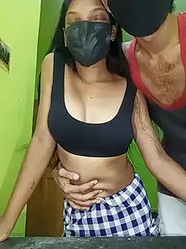 Freechat Quun_rosi on StripChat