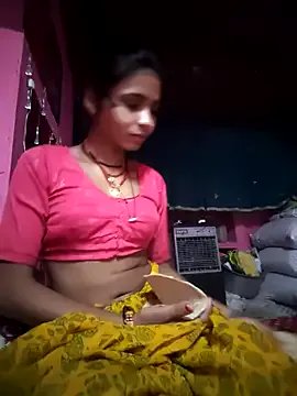 R_Roshni on StripChat