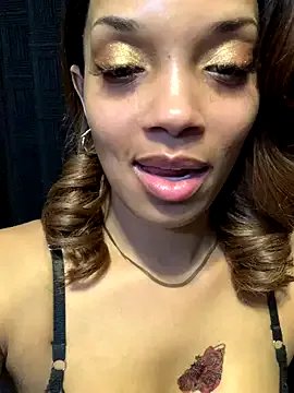 Rakiyahcharms on StripChat