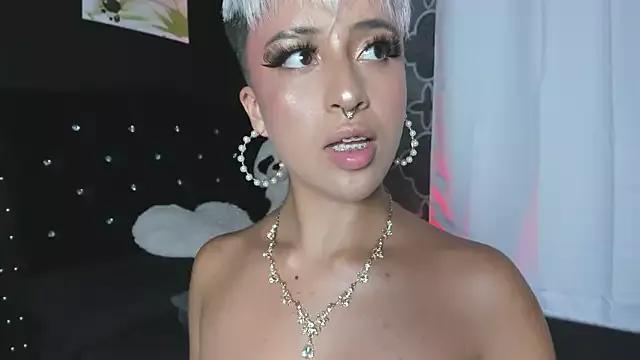 Freechat Rebeka-baker on StripChat