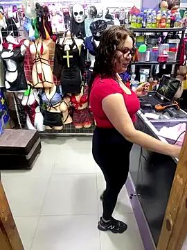 Group ROSALIASEXSHOP on StripChat