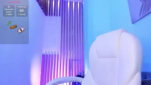 RoxanaBorns_ on StripChat