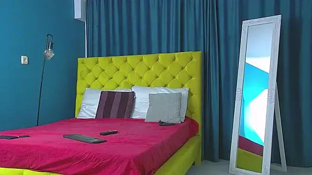 StripChat RubyHills is Freechat RubyHills — MAKE ME CUM