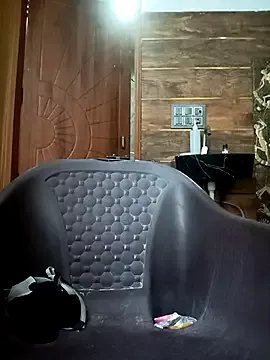 Freechat Ruhi_07 on StripChat