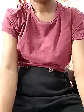 Freechat Ruhi_07 on StripChat