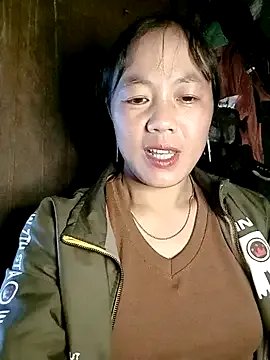 Sara_pusyy on StripChat 