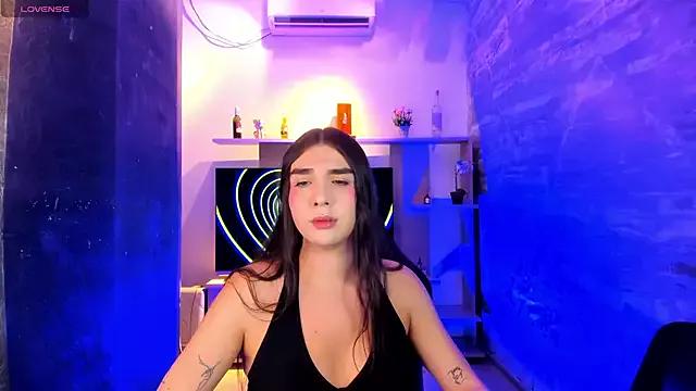 Freechat saracaball_ on StripChat