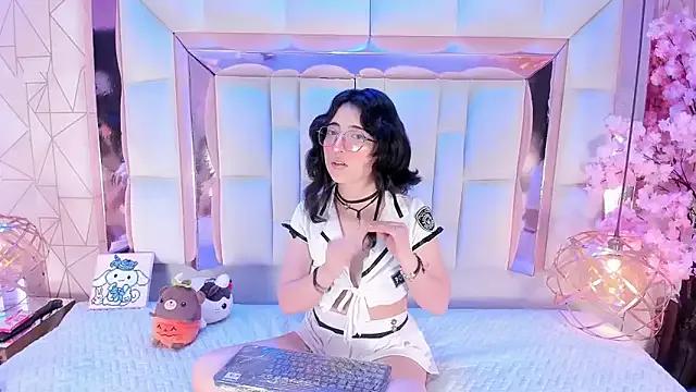 SaraMartini1 on StripChat 