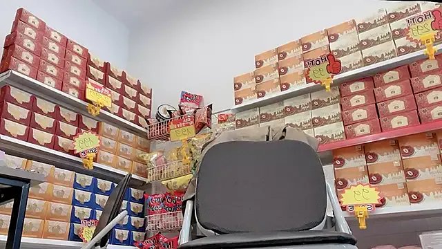 Sayuri_Satou on StripChat