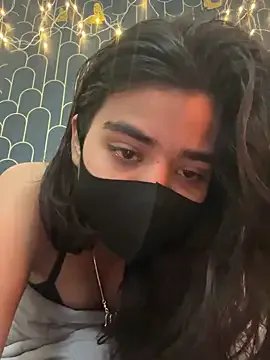 Sexykhushi041 on StripChat