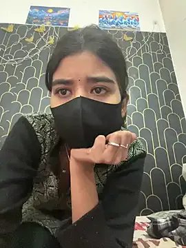 Sexykhushi041 on StripChat