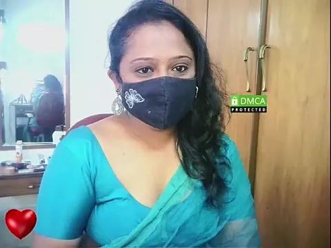 sexynayan23 on StripChat