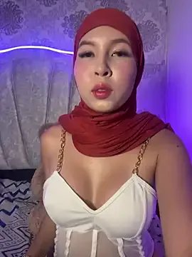 Shann_95 — show tits + blow job