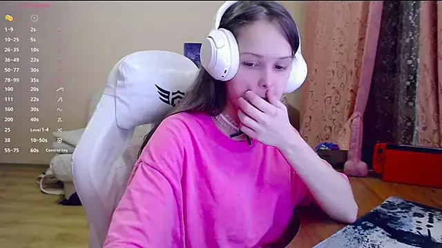 StripChat SharybbFace is Freechat SharybbFace — Take off my bra