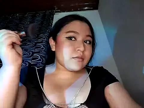 Freechat sharyl_24 on StripChat