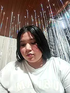 Freechat sharyl_24 on StripChat