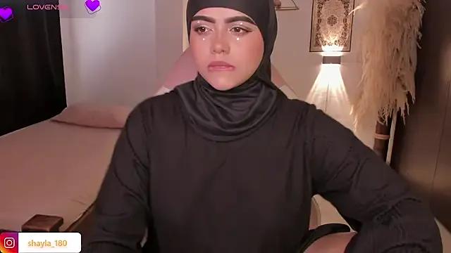 StripChat shayla_18 is Freechat shayla_18 — make me hott and wet....