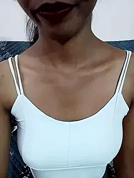 Freechat Small_Titss on StripChat