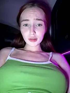 SnappyHappy on StripChat