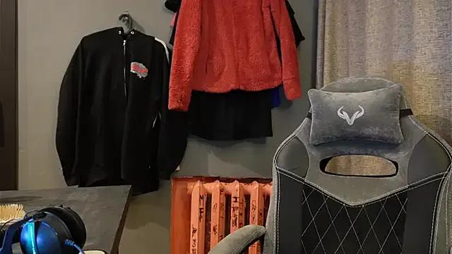 Softixq on StripChat