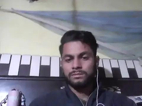 Freechat Stubborndesiboy on StripChat