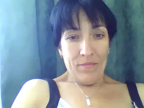 SunnyAmorre on StripChat 