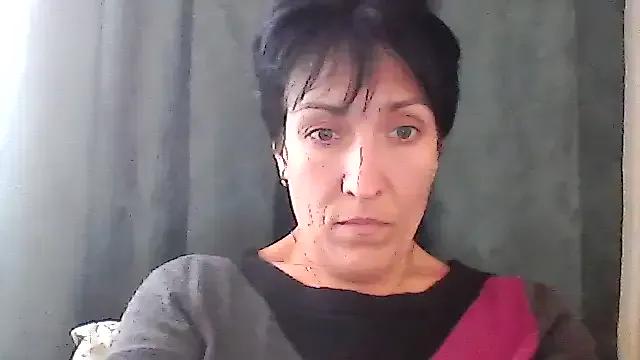 SunnyAmorre on StripChat 