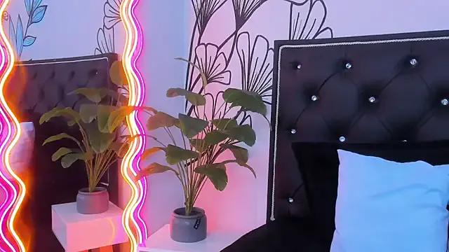 Private Sweet_Ariadna_ on StripChat