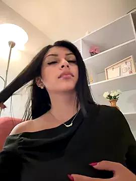 sweetAli_ on StripChat 