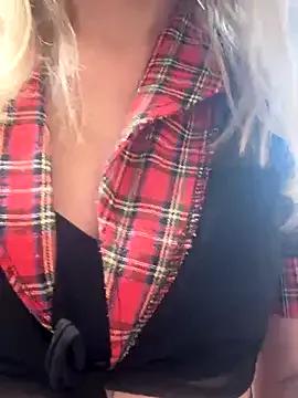 SweetCupcaks — Double penetrated: ass and pussi 