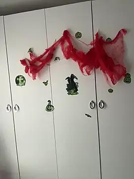 Freechat TenderLaGlamor on StripChat