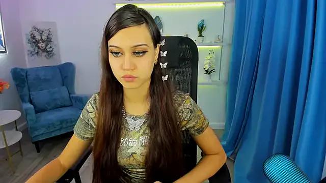 TiffanyYounge — I want a new bag