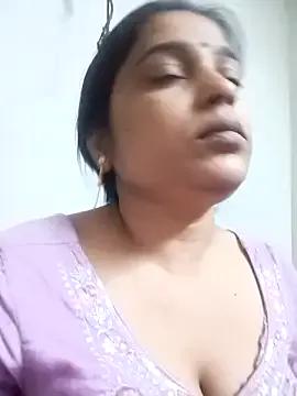 Group Trisha_71 on StripChat