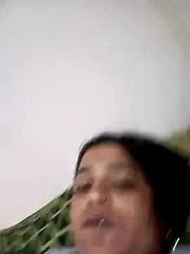 Group Trisha_71 on StripChat