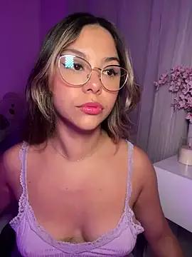 Freechat tuckersabrina on StripChat